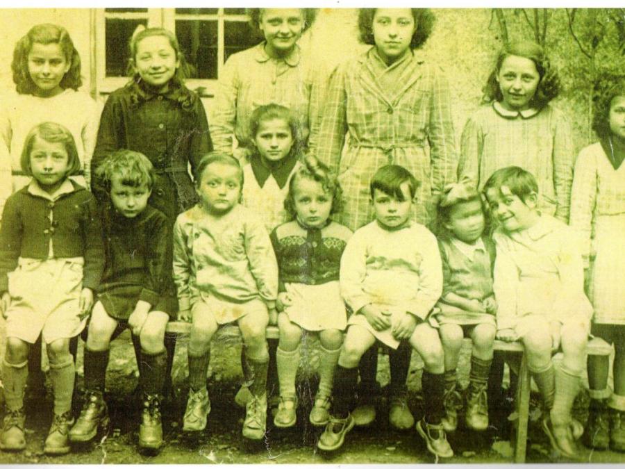 1947  École de Fayet