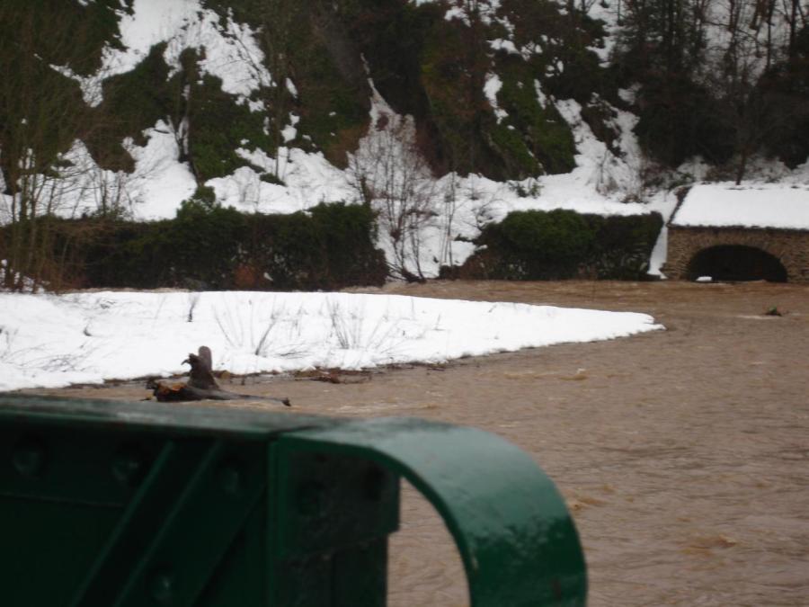 Laroque sous la neige en janvier 2006 (4)