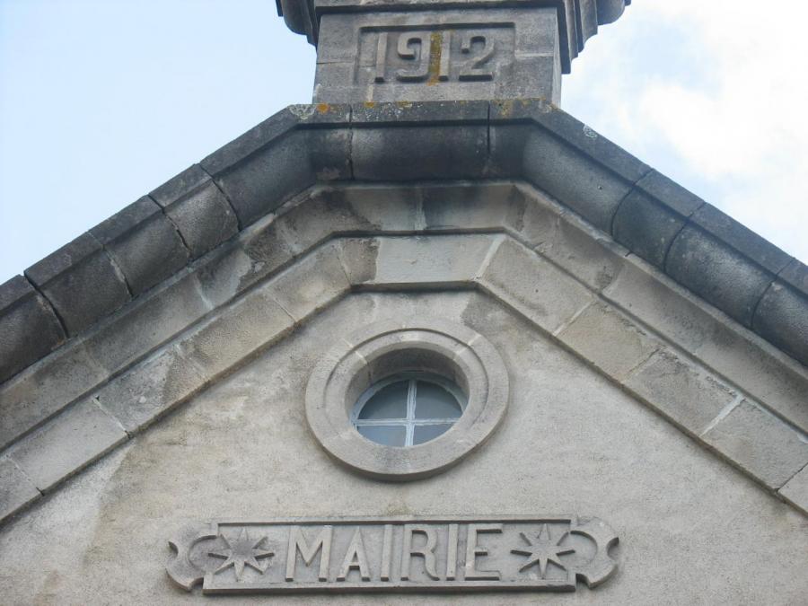 Année de construction de la mairie - Fayet (73)