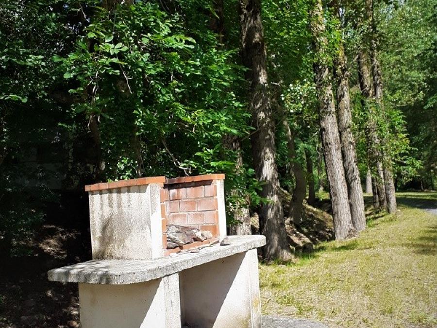 Le camping - Fayet (129)