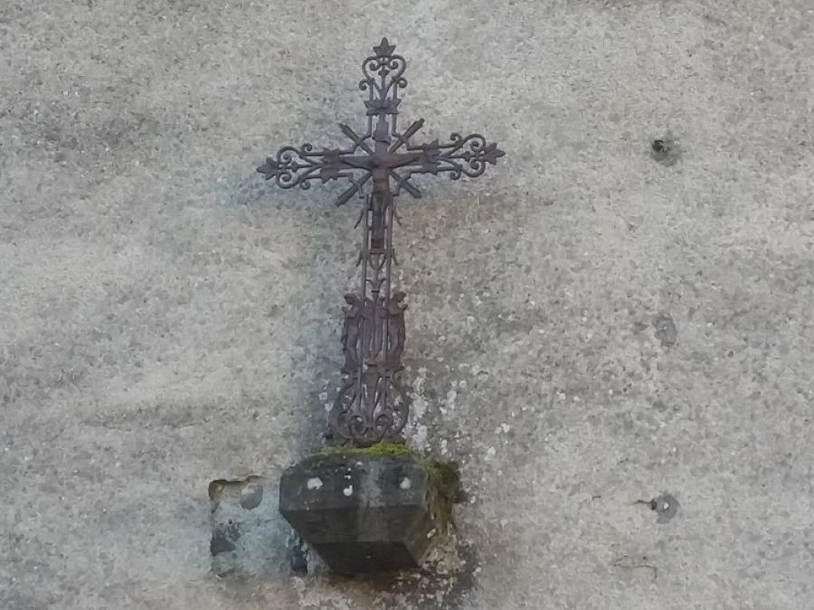 Crucifix à Fayet (87)