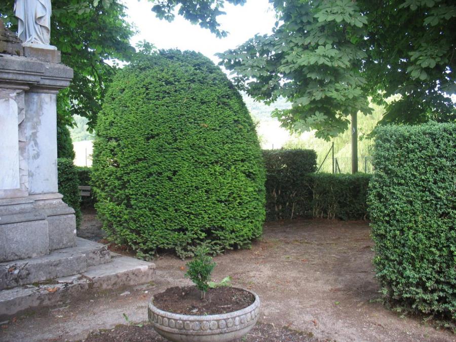 Intérieur jardin  public - Fayet (47)