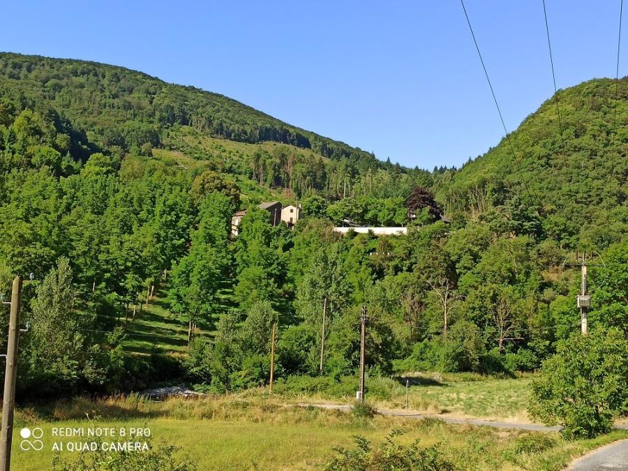 La Dezouvre depuis la RD 902 (3)