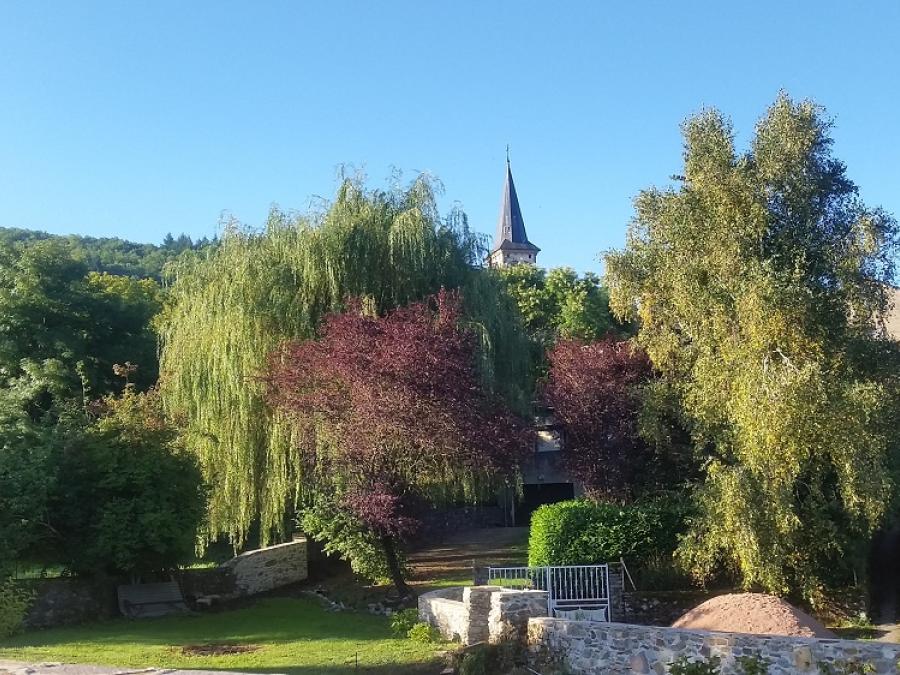 Le bourg - Fayet (53)