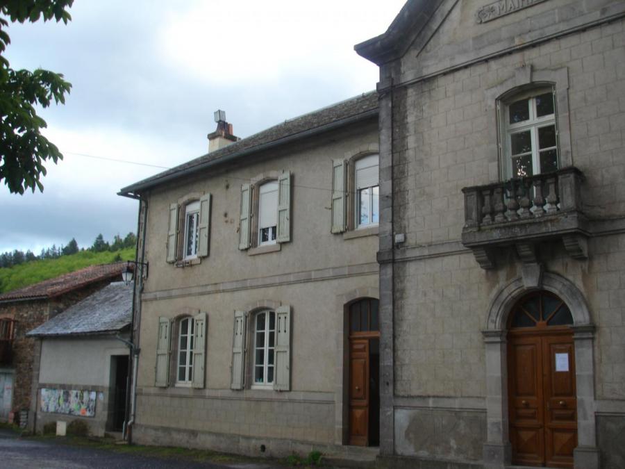 Mairie et école des petits - Fayet (70)