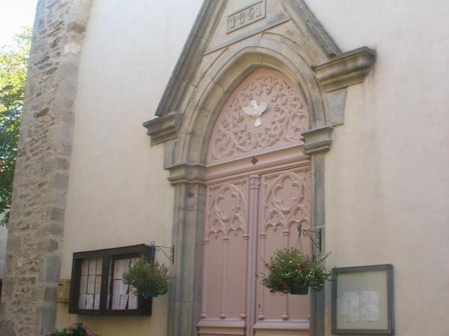 Porte de l'église de Laroque (96)