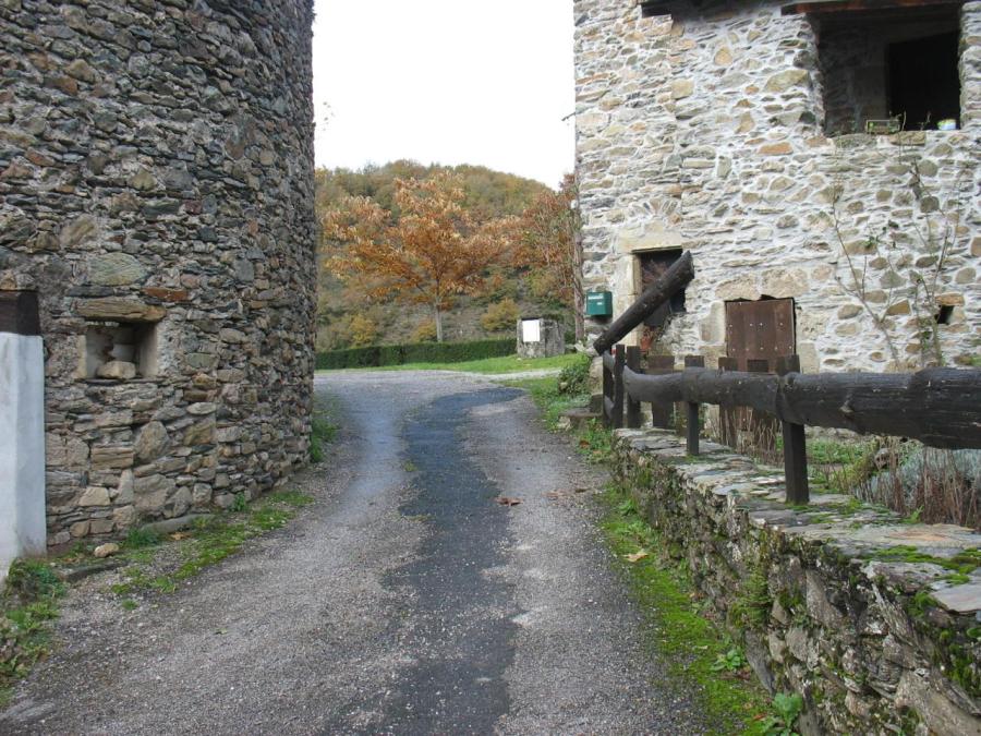 Rue à la Dezouvre avant travaux (15)