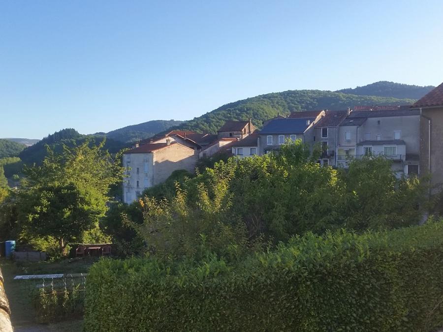 Vue générale de Fayet (15)