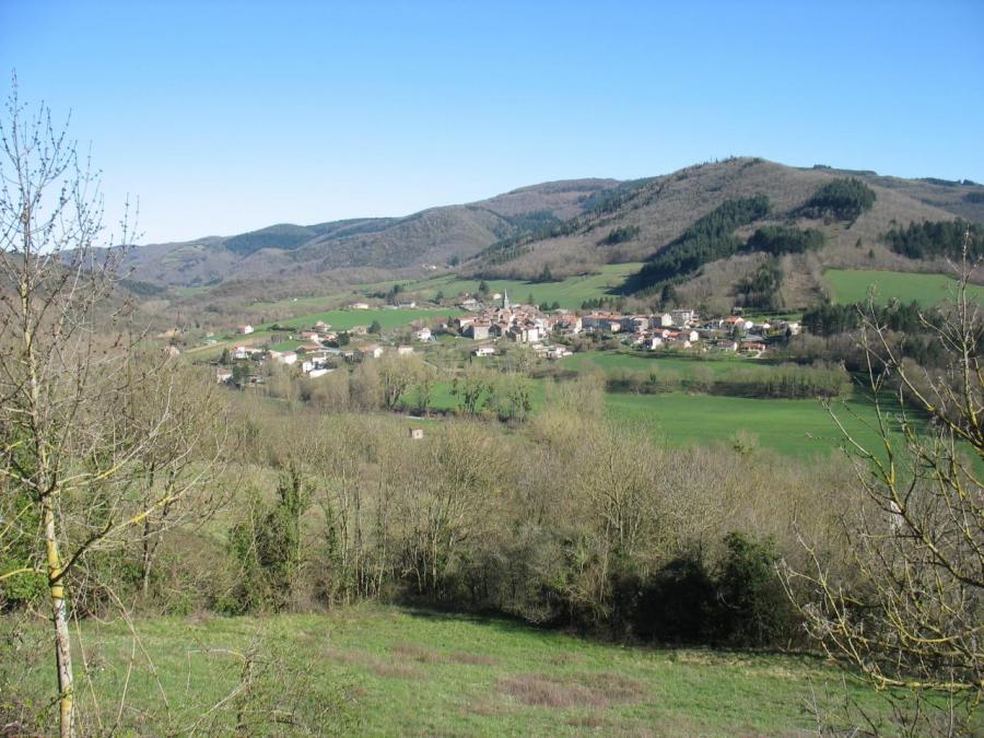 Vue générale de Fayet (27)